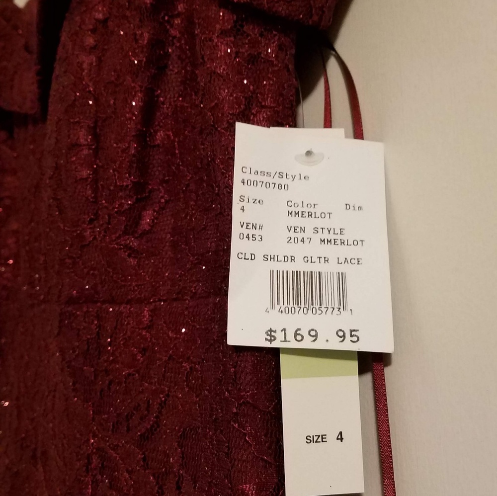 Dress - Picture 2 of 2